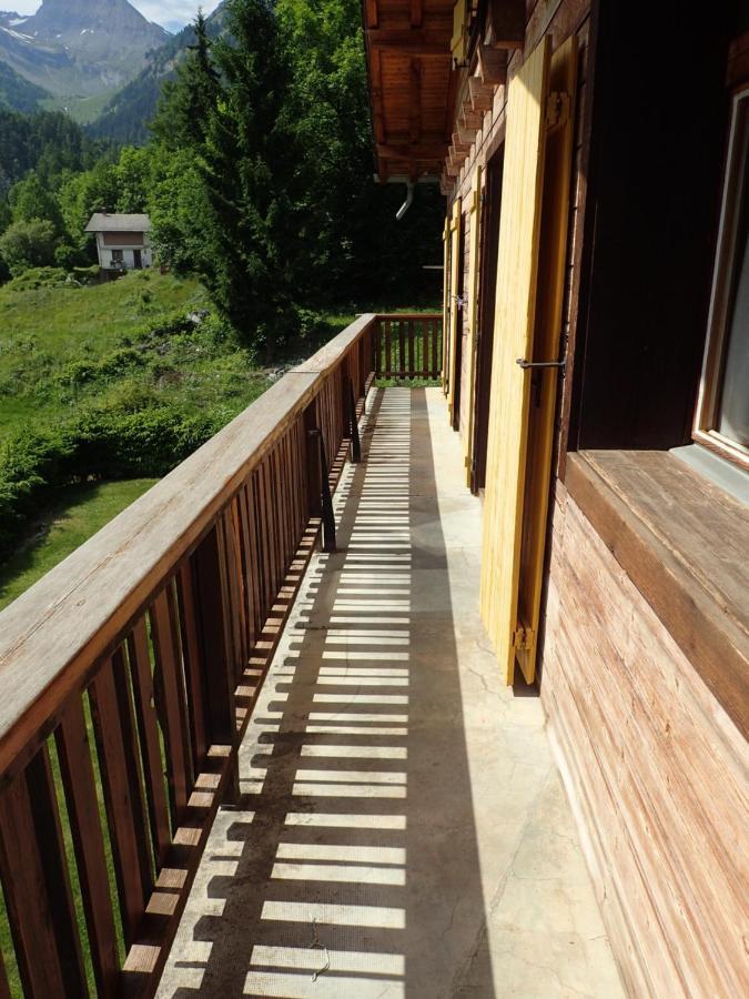 奥瓦伦纳茨Chalet Le Muguet别墅 外观 照片