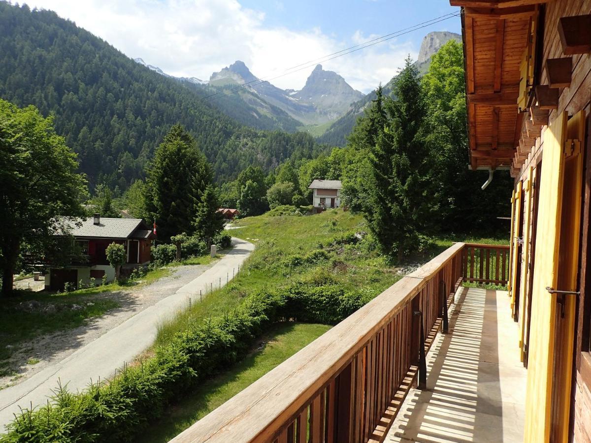 奥瓦伦纳茨Chalet Le Muguet别墅 外观 照片