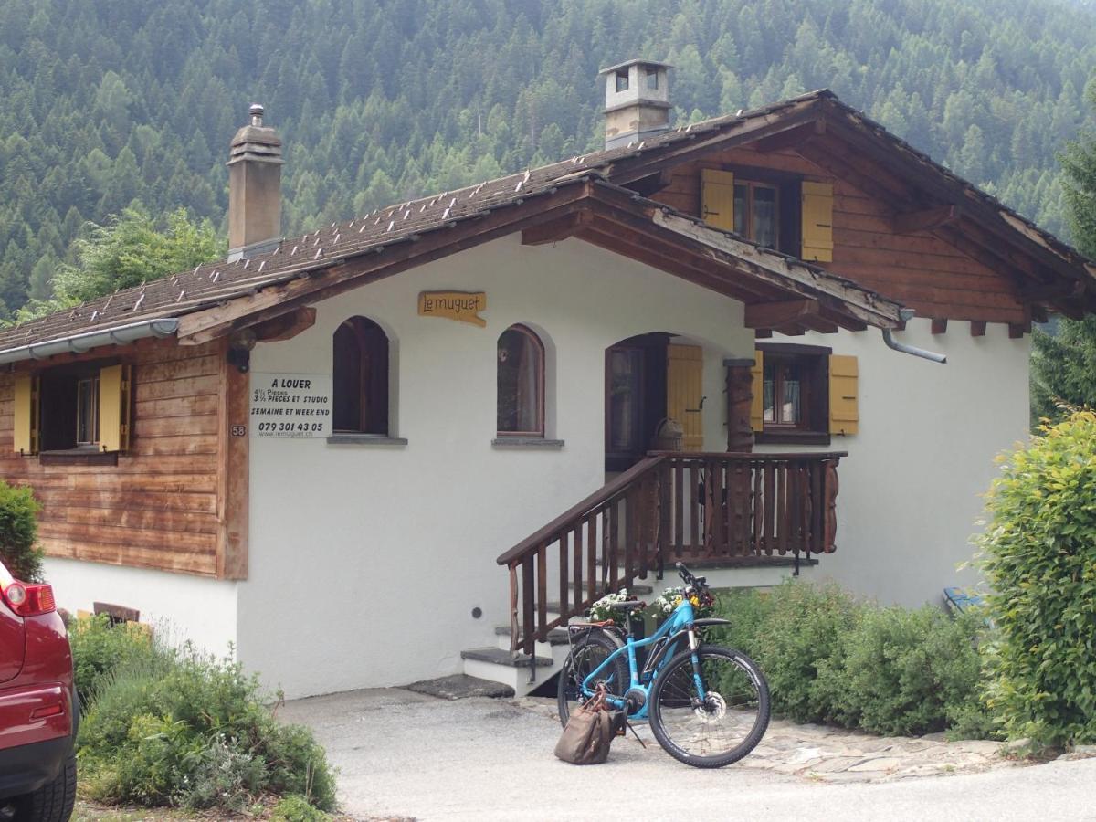 奥瓦伦纳茨Chalet Le Muguet别墅 外观 照片